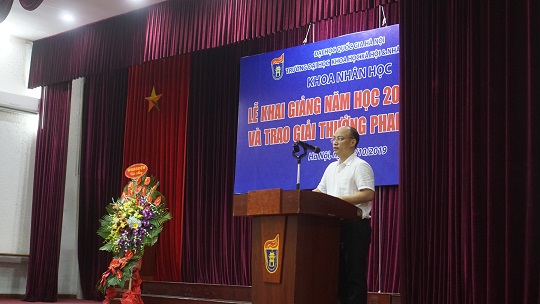 Trưởng Khoa - PGS.TS Nguyễn Văn Sửu phát biểu khai mạc buổi lễ